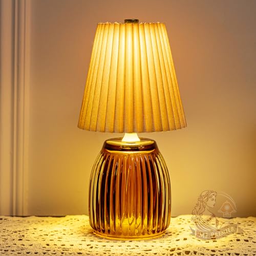 MJ Kabellose Tischlampe mit Timer Batteriebetrieben mit elegantem Falten-Schirm in Beige. Perfekt als Dekoleuchte für Wohnzimmer als praktische Timer-Funktion für komfortable Nutzung MJ Kabellose Tischlampe mit Timer Batteriebetrieben mit elegantem Falten-Schirm in Beige. Perfekt als Dekoleuchte für Wohnzimmer als praktische Timer-Funktion für komfortable Nutzung von MJ PREMIER