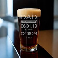 Vatertagsgeschenk Von Frau, Personalisiertes Geschenk Für Papa Bierglas Tochter Vom Sohn Etabliertes Datum Pint -16 Oz von MKDGIFTS