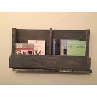 Kundengerechter Hölzerner Bücherregal-Zeitschriftenständer von MLCwooddesigns