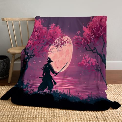 MLSOWM Kuscheldecke Cartoon Sakura Samurai Fleecedecke Flanell Anime-Stil Wohndecken Lila Flauschig Überwurf Tagesdecke Sofadecke Blanket für Bett Sofa Schlafzimmer Büro, 220x240cm MLSOWM Kuscheldecke Cartoon Sakura Samurai Fleecedecke Flanell Anime-Stil Wohndecken Lila Flauschig Überwurf Tagesdecke Sofadecke Blanket für Bett Sofa Schlafzimmer Büro, 220x240cm von MLSOWM