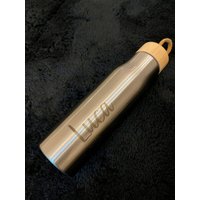 Personalisiert | Edelstahlflasche Bambussverschluss Nachhaltig Trinkflasche 600Ml Getränke Beschriftet Personalisiert | Edelstahlflasche Bambussverschluss Nachhaltig Trinkflasche 600Ml Getränke Beschriftet von MMIGravur