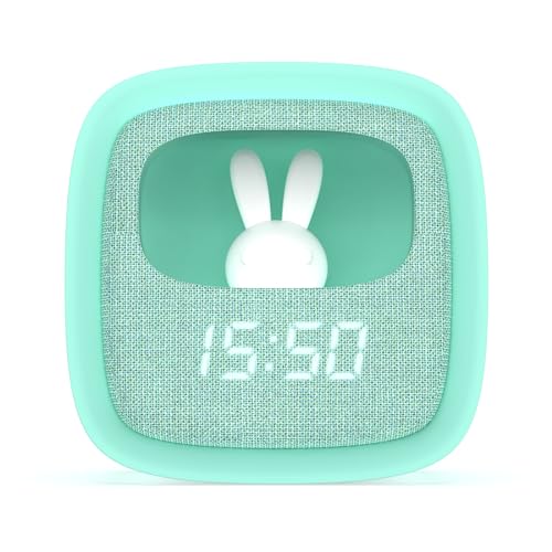 Wecker mit Nachtlicht Billy Clock - Kinderwecker Hase - Vorderseite Stoff - Soft-Touch Silikon-Rahmen - Digitaler Lichtwecker mit Datum, Uhrzeit & 3 Weckfunktionen - Variable Helligkeit - Blau - Mob von MOB – MOBILITY ON BOARD