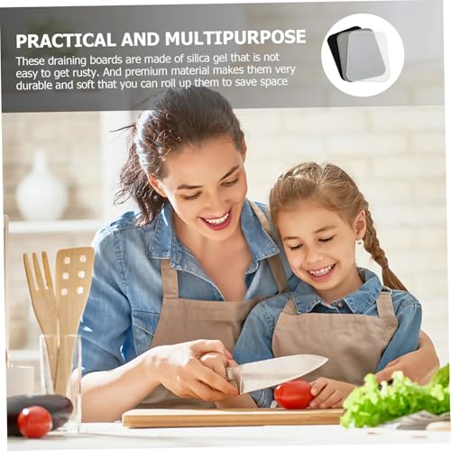 MOTHNUR 3 Stück Teiliges Silikon draining pad Rutschfest Hitzebeständig als Küchen Abtropfmatte Untersetzer für Heiße Schüsseln und Geschirr Trocknen Vielseitig für Spüle Zufällige Farbe von MOTHNUR