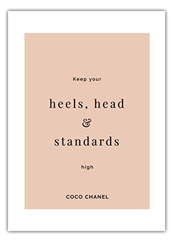 Hochwertiges Poster Heels, Head & Standards #2 Coco Chanel | Keilrahmen Typographie | 70x100cm, Puder, seidenmattes Papier, Qualitätsfarben | Lifestyle, Glam, Modern, Minimalistisch | Dekoration, von MOTIVISSO