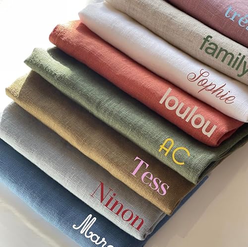 Personalisiert Personalisierbare Serviette aus Leinen mit Vornamen-Stickerei, Text – maschinenwaschbar von MOUTTY