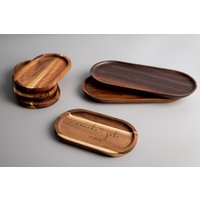Thea Personalisierbare Natürliche Akazie Oval Tablett | Große Und Kleine Speisekammer Nachhaltiges Holz von MPKitchenware