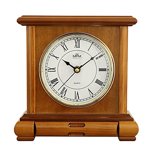 MPM Quality Retro Light Wood Tischuhr, Helles Holz, Traditionelle und Elegante Holztischuhr, Römischen Ziffern, Präziser Quarz-Schrittmotor, schöne Tisch Dekoration für Wohnzimmer, Küche, Büro von MPM Quality