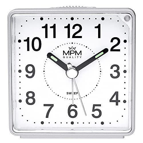 MPM Plastik Wecker, Silber ohne Ticken, Klassisch Wecker analog mit verstärktem Alarm und leuchtenden Zeiger, Ideal auch als Vintage Deko von MPM Quality