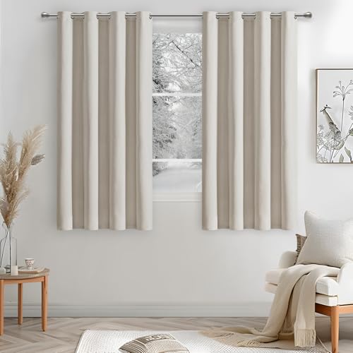 MRTREES Vorhänge Leinenoptik Vorhang 100% Abdunkelnd Gardinen Schals 2er Set mit Ösen, Vorhänge Beige Blickdicht 160 cm Lang, 132 cm Breit, Kurze Vorhänge Fenster für Schlafzimmer Wohnzimmer von MRTREES