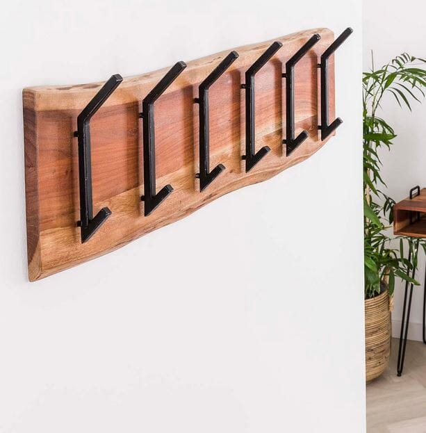 Wandgarderobe KANT 6 Doppelhaken Akazie massiv Baumkante und Stahl von MSZ Design
