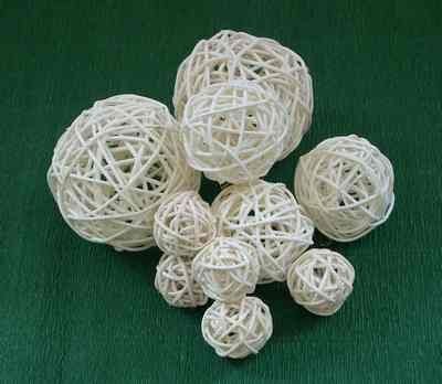 Rattan Kugel, 10 Stück, 3 Größen sort., gebleicht von MT