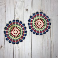 Vintage Hand Gehäkelte Mandala Topflappen Deckchen, Boho Küche Wand Dekor, Passendes Paar Häkeln Untersetzer, Teekanne Untersetzer von MTGVintageAndRetro