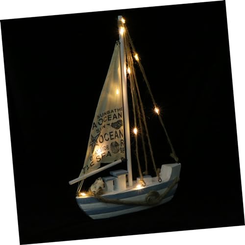 MUCKLILY Mediterranes Segelboot Modell aus Holz mit LED Licht Nautische Tischdekoration für Wohnzimmer Schlafzimmer Büro Handgefertigtes Boot Ornament ohne Batterie MUCKLILY Mediterranes Segelboot Modell aus Holz mit LED Licht Nautische Tischdekoration für Wohnzimmer Schlafzimmer Büro Handgefertigtes Boot Ornament ohne Batterie von MUCKLILY