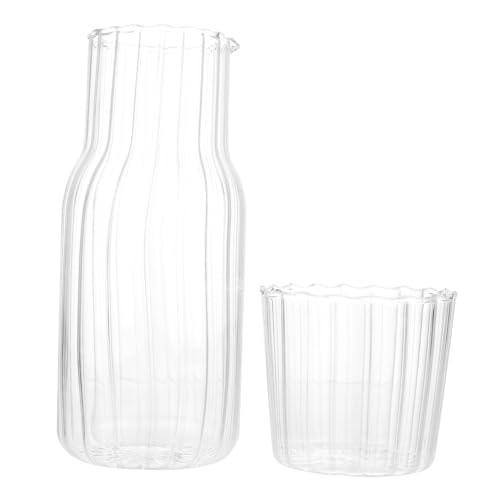 MUELODSIC Wasserkaraffe mit Becher Lebensmittelecht Großer Kanne für Kalte Getränke Stilvoll und Robust für Haushalt Tee Saft Milch Design Geschenkfähig MUELODSIC Wasserkaraffe mit Becher Lebensmittelecht Großer Kanne für Kalte Getränke Stilvoll und Robust für Haushalt Tee Saft Milch Design Geschenkfähig von MUELODSIC