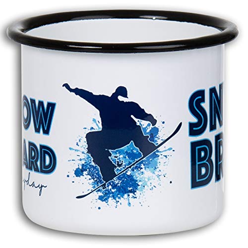 MUGSY | Emaille Tasse mit Snowboard Motiv, Schriftzug SNWBRD, Geschenk für Boarder, Wintersport, leicht & robust | 300ml von MUGSY