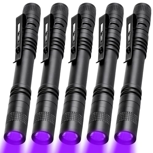 MVIOCS UV Taschenlampe Schwarzlicht, LED 395 nm Schwarzlicht Taschenlampen Mini, Taschenlampe Licht Detektor für Haus-Hotel Inspektion, Hund Urin, Haustier Flecken und Bett Bug (5) von MVIOCS