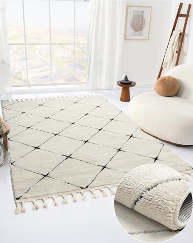 MY-RUG Teppich Vilma Rautenmuster, rechteckig, weiß, 190 x 240 cm - Hochwertiger Schlafzimmerteppich mit Rautenmuster, leicht glänzende Oberfläche, ethnomuster Design von MY-RUG