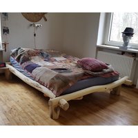 Bett Aus Rubinienholz 140x200 von MaHatMaMadde