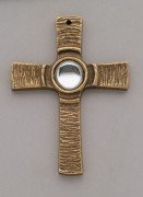 MaMeMi KREUZ AUS BRONZE mit KLAREM STEIN 7,5 cm Wandkreuz religiöses Symbol Design von Künstler Peters von MaMeMi
