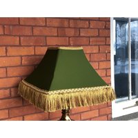 Green Lamp Shade - Handmade New Mkb Canada Fabric Tapered Square von MaaKalBoutiqueCanada