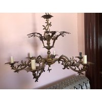 Vintage Großer Kronleuchter - Messing Metall Gold Vergoldet Laub 6 Light Mid-Century 60Er 70Er von MaaKalBoutiqueCanada