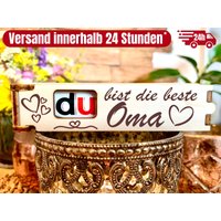 Du Bist Die Beste Oma/Der Opa - Gravierte Geschenkbox Inkl. Duplo Schokoriegel Kleine Aufmerksamkeit Du Bist Die Beste Oma/Der Opa - Gravierte Geschenkbox Inkl. Duplo Schokoriegel Kleine Aufmerksamkeit von MaarliGeschenkideen