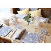 4Er Set Tischsets Mit Connor Wolf Motiv Aus Melamin von MabelFox