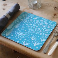 Set Von 6 Pearce Peacock Melamin Platzsets in Teal von MabelFox