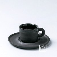 Handgemachte Rustikale Vintage Keramik Tasse Becher Für Espresso Kaffee Mit Untertasse Tee Milch Wohnkultur Strukturierte Schwarze Glasur von MadWoodHouse