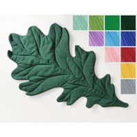 Oak Leaf Benutzerdefinierte Farben & Größe Teppich/Spielmatte von MadanaStudio