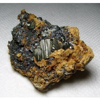 Großer Irisierender Pyrit Mit Sphalerit Und Siderit Aus Der Berühmten 9. September Mine, Bulgarien, Natur Kristall, Top Zustand, N2501 von Madanminerals