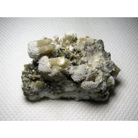 Schöner Seltener Zwei Generationen Calcit Mit Mikrokristallen Pyrit Aus Der Berühmten 9. September Mine, Bulgarien, Mineral, Naturkristall, N1992 von Madanminerals