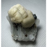 Wunderschöner Calcit Auf Quarz Mit Mikrokristallen Chalcopyrit, Madan, Bulgarien, Mineral, Naturkristall, N2821 von Madanminerals