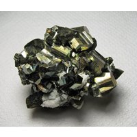 Wunderschöner Doppelseitiger Irisierender Pyrit Aus Der Berühmten 9. September Mine, Bulgarien, Naturkristall, Top Zustand, Wohnkultur, N3150 von Madanminerals