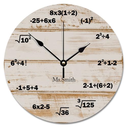 Madcolitote Wanduhr mit Mathematik-Gleichungen und Notationen, Holzmaserung, lustig, mathematisch, rund, dekorative Uhren, 25,4 cm, Vintage-Stil, Landküstendekoration, für Wohnzimmer, Schlafzimmer Madcolitote Wanduhr mit Mathematik-Gleichungen und Notationen, Holzmaserung, lustig, mathematisch, rund, dekorative Uhren, 25,4 cm, Vintage-Stil, Landküstendekoration, für Wohnzimmer, Schlafzimmer von Madcolitote