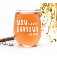 Schwangerschaft Ankündigung Großeltern Weinglas, Offenbaren Für Oma, Geschenk Oma Est Glas, Baby Reveal Ideen von MaddieandCoGifts