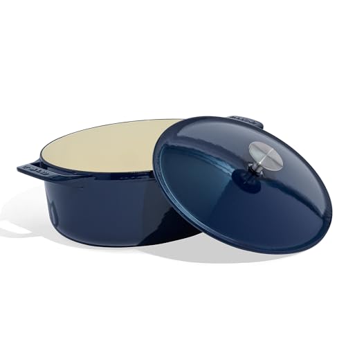 Made In Cookware – Ovaler Dutch Oven 7,1 l – Blau – Emailliertes Gusseisen – Außergewöhnliche Wärmespeicherung und Haltbarkeit – Professionelles Kochgeschirr von Made In