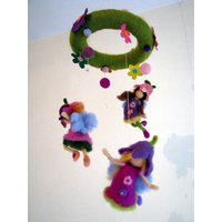 Feen Mobile Nadel Gefilzt Nach Waldorf Art Inspirierter Zaubergarten von Made4uByMagic