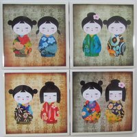 Fliesen Untersetzer - Kokeshi Design 4Er Set | 2 Sets Kaufen 1 Kostenlos Erhalten Untersetzer Set, Keramik, Personalisiert, Untersetzer, Marmor Fliesen Untersetzer - Kokeshi Design 4Er Set | 2 Sets Kaufen 1 Kostenlos Erhalten Untersetzer Set, Keramik, Personalisiert, Untersetzer, Marmor von MadePerfectCoasters