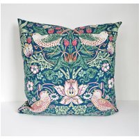Doppelseitiger 18 "' Erdbeerdieb Kissenbezug. Entwurf William Morris. 100% Baumwollstoff. Für Kissen in Der Größe 45 X cm von MadebyUDesign