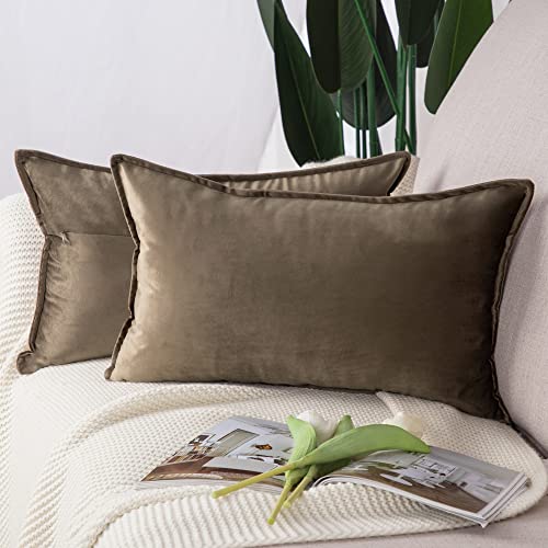 Madizz 2er Set Samt Dekorativ Zierkissenbezüge Luxus Stil Kissenbezug für Sofa für Schlafzimmer Braun 30x50 cm Rechteckigig von Madizz