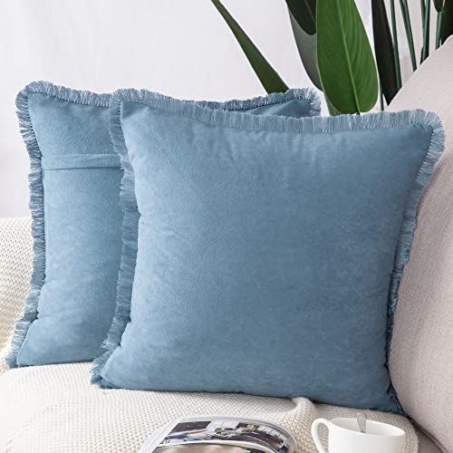 Madizz 2er Set Kissenbezügen aus Wildleder mit Fransenquasten Weiche dekorative Kissenbezüge für Sofa Schlafzimmer Kissenhülle Hellblau 55x55 cm Quadrat von Madizz