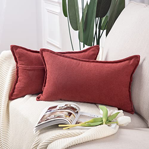 Madizz 2er Set kurzen Chenille Zierkissenbezüge weicher dekorativer Kissenbezug für Sofa, Schlafzimmer Kissenhülle Burgund 30x50 cm Rechteckig von Madizz