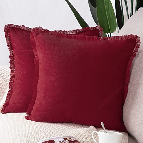 Madizz 2er Set Kissenbezügen aus Wildleder mit Fransenquasten Weiche dekorative Kissenbezüge für Sofa Schlafzimmer Kissenhülle Rot 55x55 cm Quadrat von Madizz