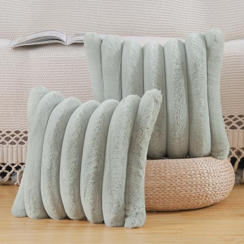 Madizz 2er Set Plüsch Samt Dekorative Kissenbezüge Flauschig Gestreifte Weich Kissenbezug für Sofa Schlafzimmer Kissen Shell Grau 50 x 50 cm Quadrat Madizz 2er Set Plüsch Samt Dekorative Kissenbezüge Flauschig Gestreifte Weich Kissenbezug für Sofa Schlafzimmer Kissen Shell Grau 50 x 50 cm Quadrat von Madizz