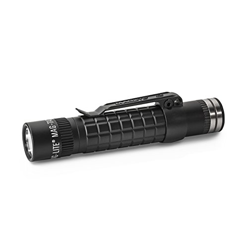 Mag-Lite MAG-TAC Rechargeable Plain Bezel, gerader Kopfabschluss, wiederaufladbare LED Stab-Taschenlampe, 533 Lumen, 14,5 cm, schwarz TRM4RE4 von Maglite