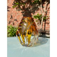 Vintage Kristallglas Vase - Bernsteinfarben, Ca. 13 cm Hoch Edles Einzelstück von MagdalenesKristall