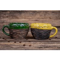 Handgemachtes Zwei Tassen Set | Einzigartige Keramik-Kaffeetassen-Set, Helle Gute Laune-Tassen, Gerippte Teetassen Aus Ton von MagicCeramicsShop