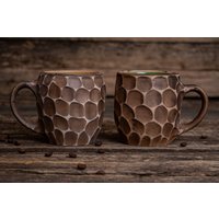 Zwei Kaffeetassen Aus Keramik || Gewellte Form Tassen, Gerippte Cappuccino Kringel Ton Kaffeeliebhaber Geschenk, Paar Valentinstag Geschenk Zwei Kaffeetassen Aus Keramik || Gewellte Form Tassen, Gerippte Cappuccino Kringel Ton Kaffeeliebhaber Geschenk, Paar Valentinstag Geschenk von MagicCeramicsShop