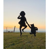 Win Und Poo Vintage Große Garten-Metall-Silhouette Für Gartenkunst/Yard Art Gedenkskulptur Schattenkunst Gartenmauern Win Und Poo Vintage Große Garten-Metall-Silhouette Für Gartenkunst/Yard Art Gedenkskulptur Schattenkunst Gartenmauern von MagicalRubbish